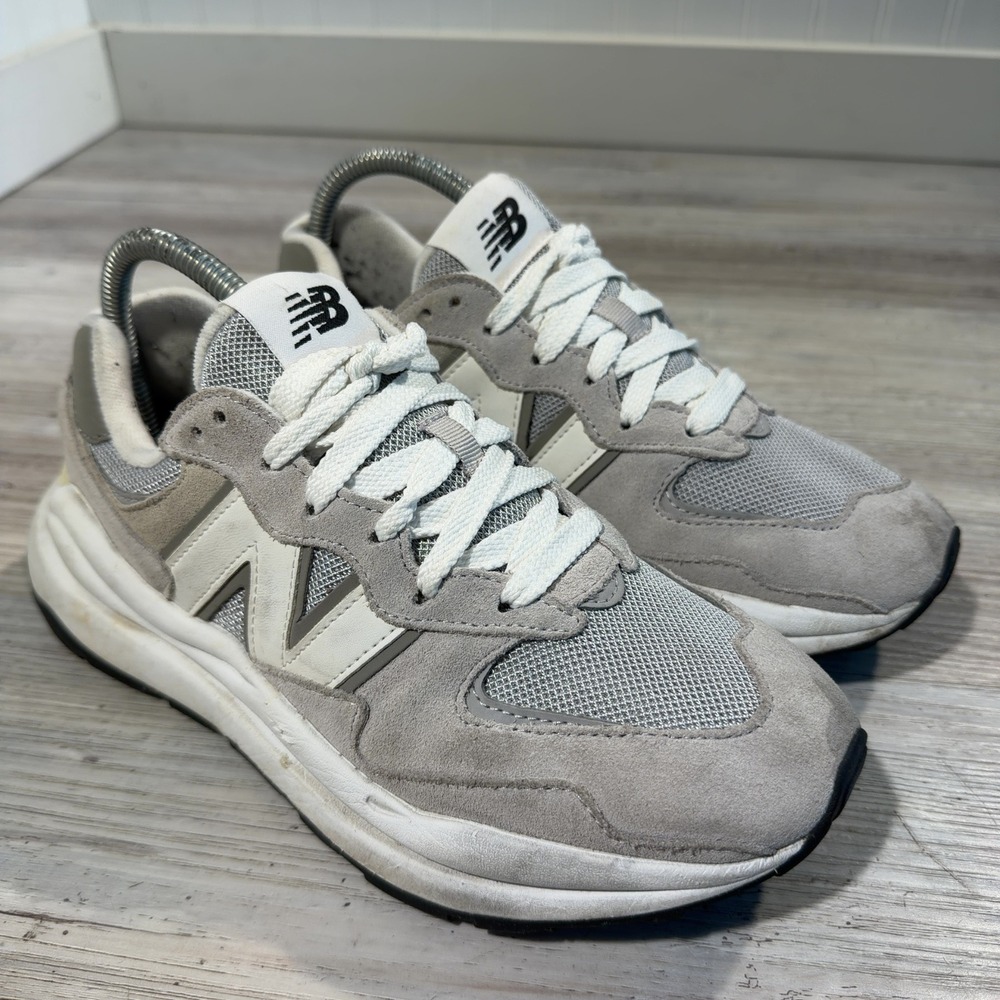 New Balance 57/40 M5740CA Mens 7 Running Shoes Rain Cloud Gray Suede Sneakers